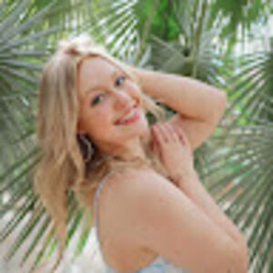 Meet your Posher, Tia